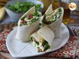 Ricetta Wrap vegetariano con hummus, rucola, peperoni e feta