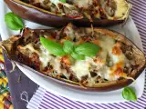 Ricetta Melanzane ripiene con mozzarella gratinata: la ricetta facile e saporita da provare subito