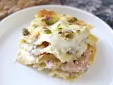 Ricetta Lasagne al salmone con burrata e pistacchi cremose e croccanti