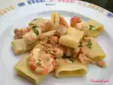 Ricetta Calamarata con salmone e gamberoni al profumo d' estate