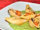 Ricetta Conchiglioni sorpresa su pesto di zucchine
