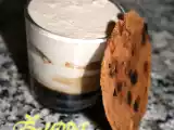 Ricetta Dessert di caffè croccante con chip di panettone