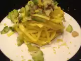 Ricetta Tagliolini allo zenzero con zucchine gamberi e vongole