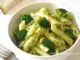 Ricetta Penne con broccoli, alici e mollica