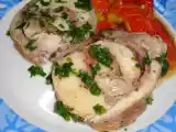 Ricetta Rollè di coniglio arrosto con salsa al prezzemolo e contorno di peperoni