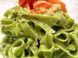 Ricetta Tagliatelle verdi con salmone e aneto