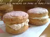 Ricetta Dolcetti alle mandorle con crema al burro e cacao