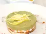 Ricetta Crostone con gamberi e mousse di avocado