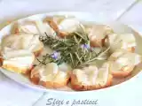 Ricetta Crostini al lardo di colonnata: la ricetta semplice per un antipasto irresistibile