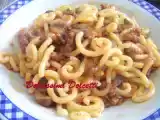 Ricetta Pasta con ragù di salsiccia e funghi