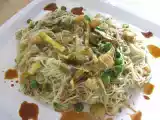 Ricetta Spaghetti di riso saltati con verdure e salsa di soia