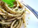 Ricetta Bucatini al pesto di menta e pistacchi