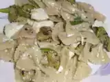 Ricetta Farfalle fredde con zucchine, ricotta salata e mozzarella