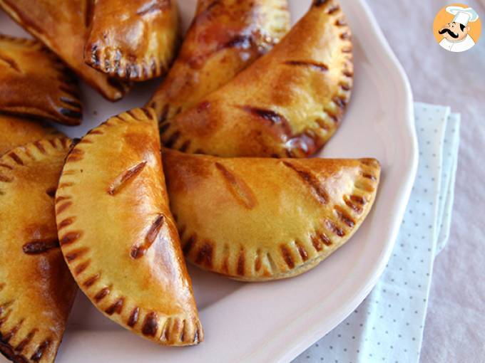 Empanadillas con confettura ai frutti di bosco