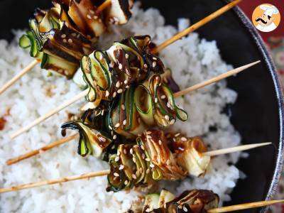 Ricetta Spiedini di zucchine con una deliziosa salsa asiatica