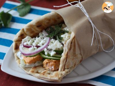 Ricetta Gyros al salmone, il panino di pesce perfetto per l'estate!