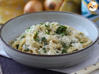 Ricetta Pasta cremosa alla cipolla: un primo sfizioso e super economico!