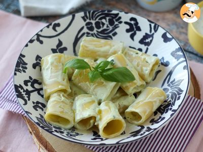 Ricetta Pasta con crema di ricotta e basilico