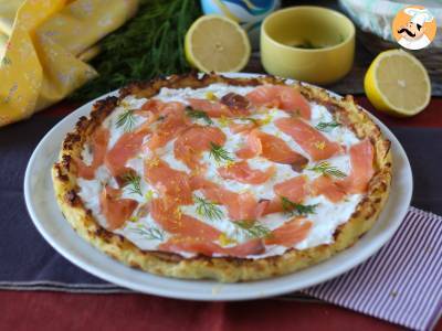 Ricetta Crostata al salmone affumicato, yogurt greco e limone con base di patate