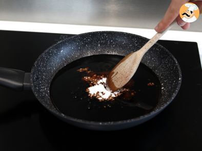 Come fare la salsa teriyaki a casa: il procedimento spiegato passo a passo!  - Ricetta Petitchef