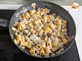 Tappa 7 - Pasta cremosa con funghi e salsiccia