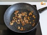 Tappa 5 - Gnocchi di piselli con salsa ai funghi