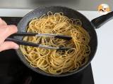 Tappa 6 - Spaghetti cacio e pepe: 3 ingredienti, un'esplosione di gusto!