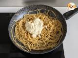 Tappa 8 - Spaghetti cacio e pepe: 3 ingredienti, un'esplosione di gusto!