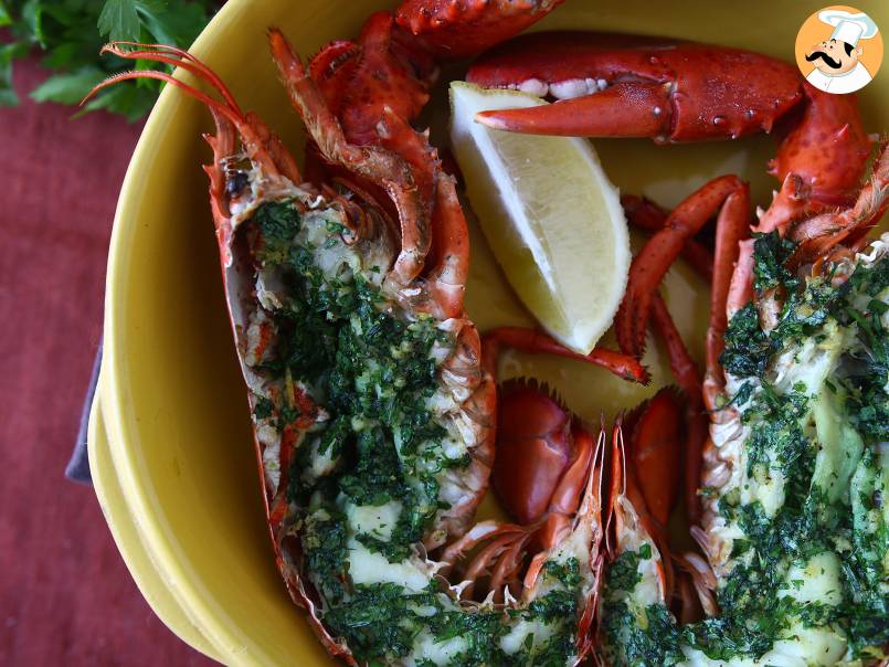 Astice al forno con prezzemolo e limone: semplicità e raffinatezza a tavola. - foto 6