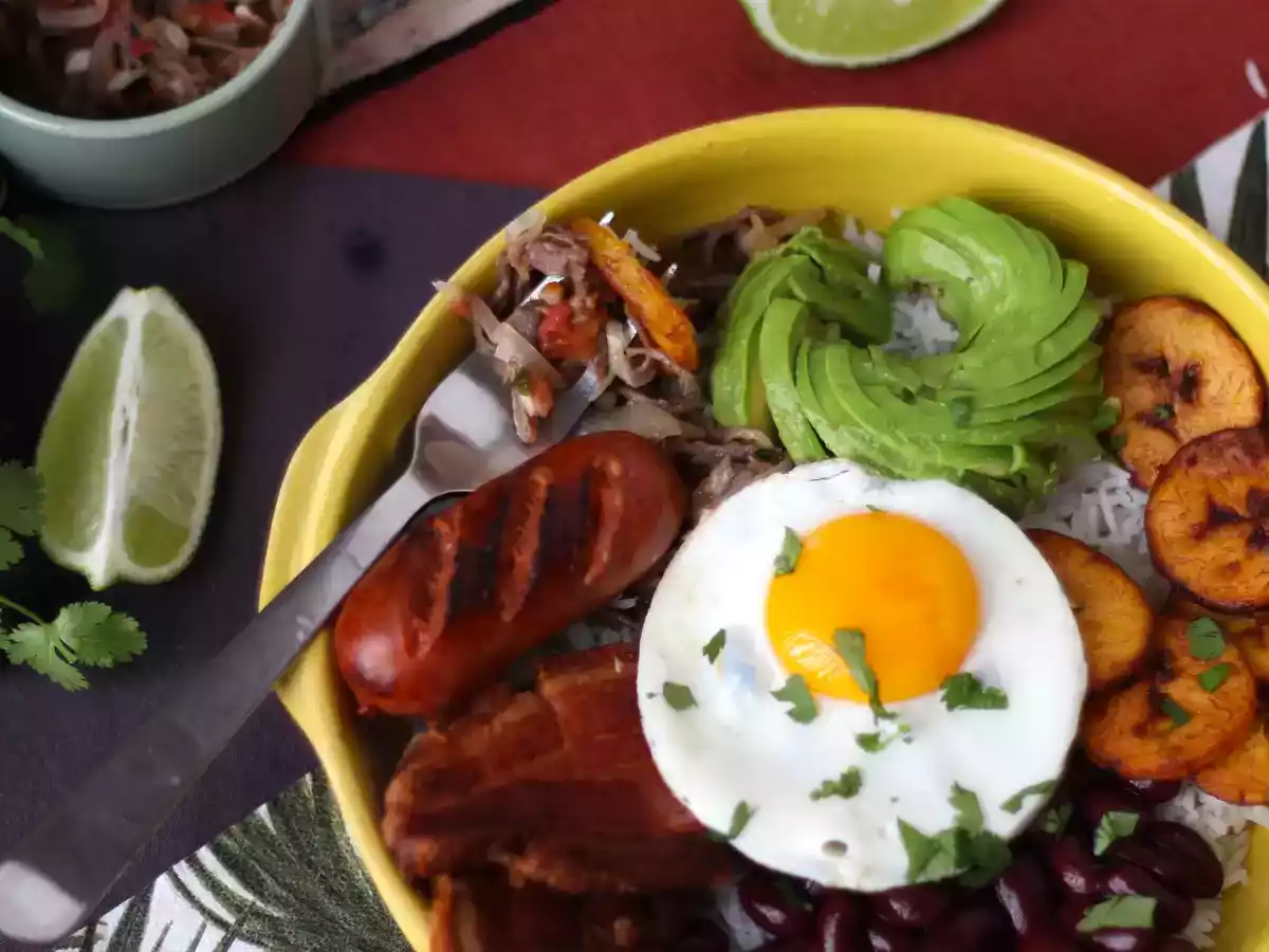 Bandeja Paisa, la ricetta colombiana da provare assolutamente! - foto 4