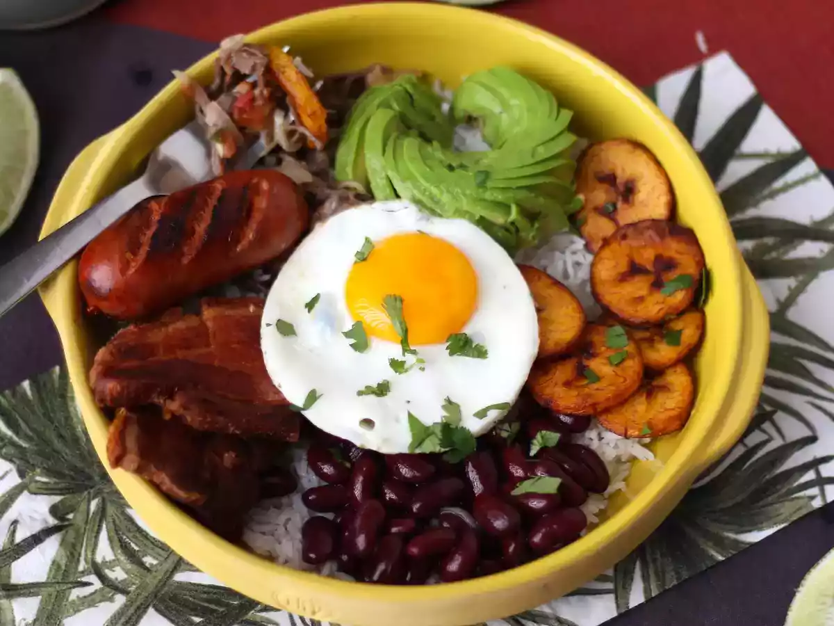 Bandeja Paisa, la ricetta colombiana da provare assolutamente! - foto 6
