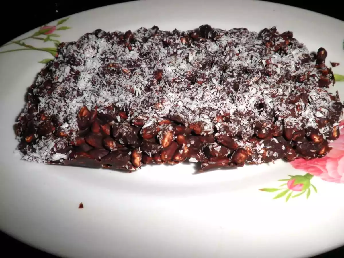 Barretta di cioccolato con riso soffiato uvetta e cocco