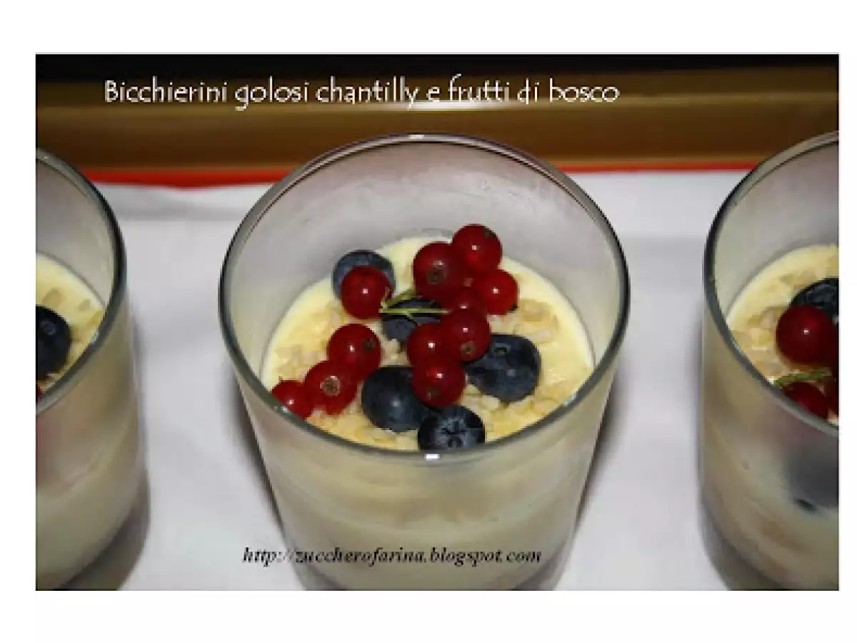 Bicchierini golosi chantilly e frutti di bosco - foto 2