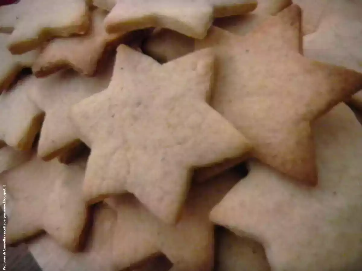 Biscotti alla nocciola - dolci auguri di Natale - foto 3