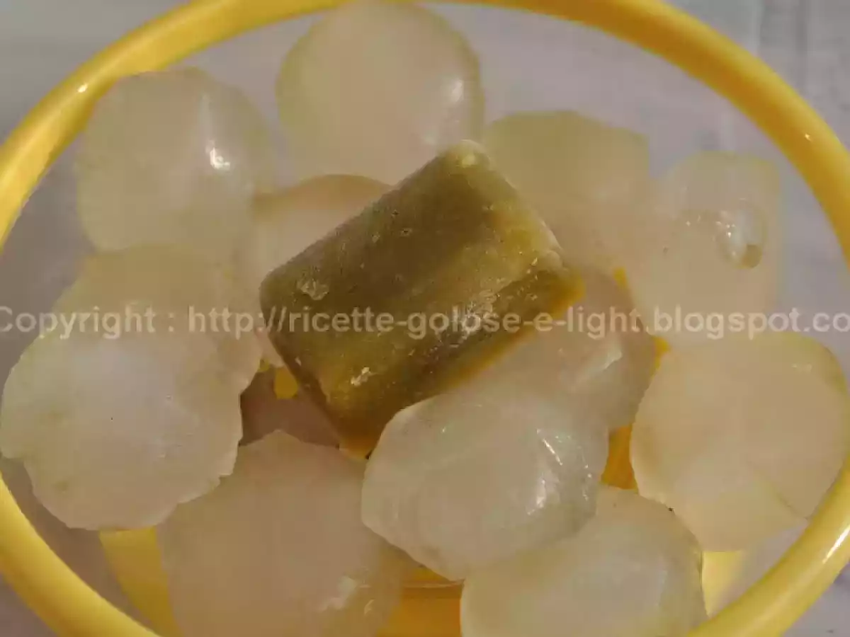 Brodo vegetale e passato di verdure svezzamento