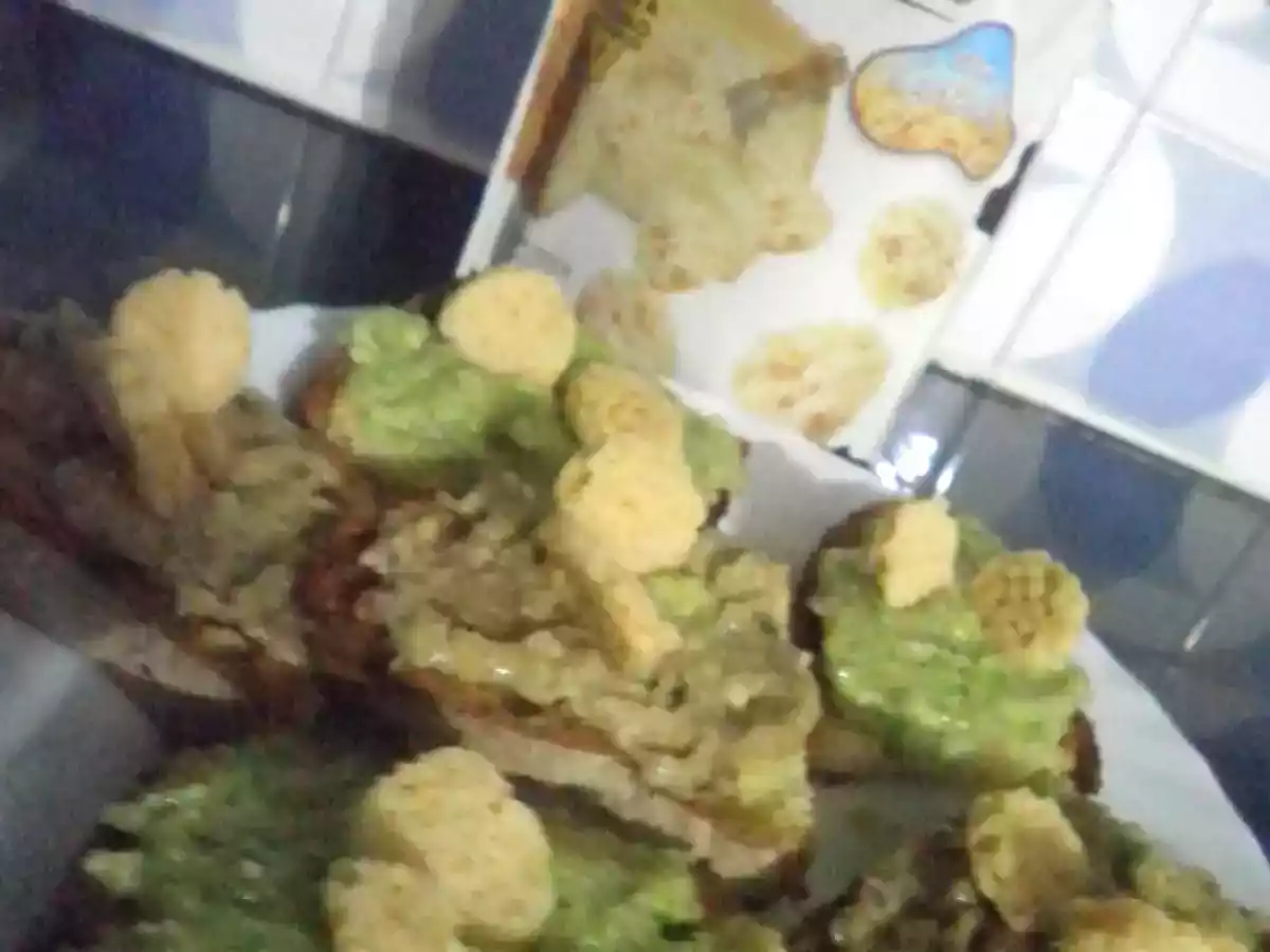 Bruschette al pesto di melanzane e zucchine - foto 2