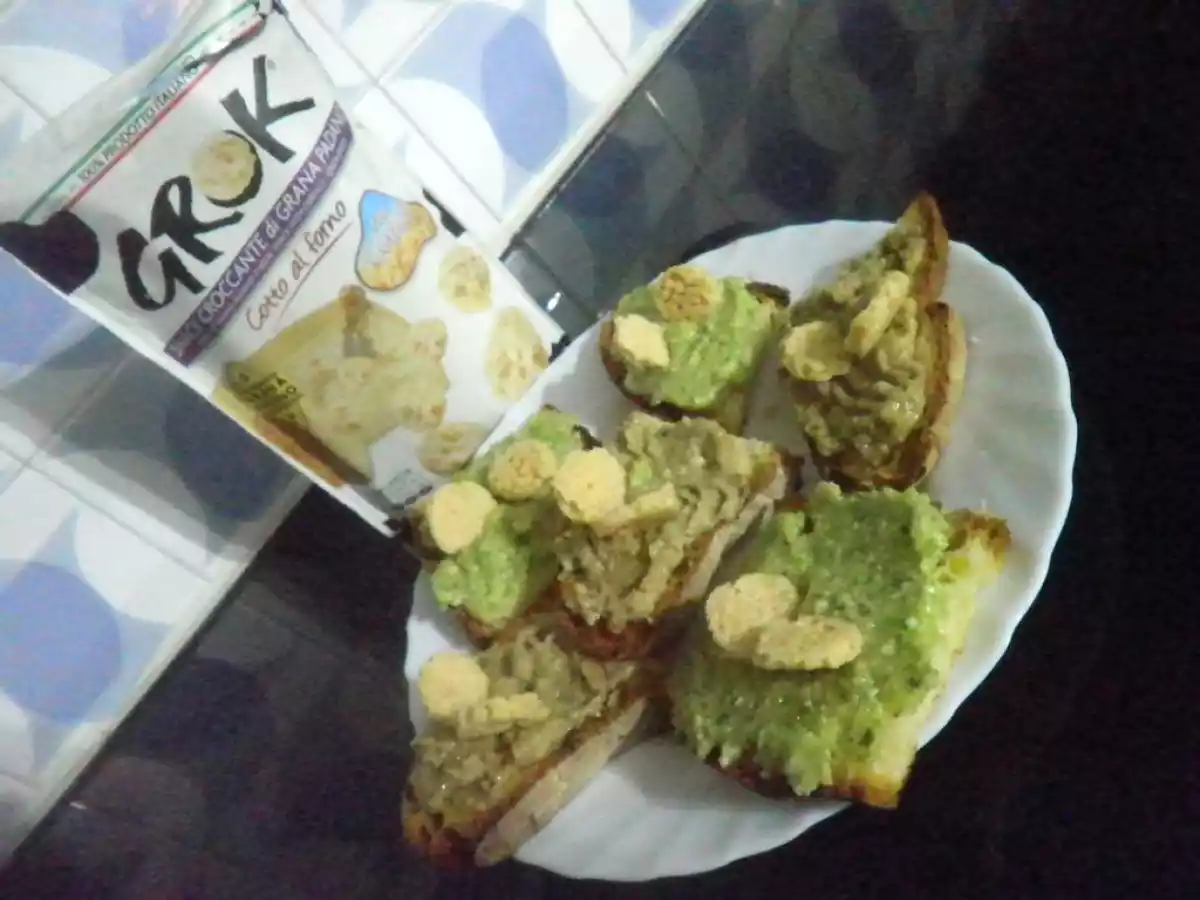 Bruschette al pesto di melanzane e zucchine - foto 3