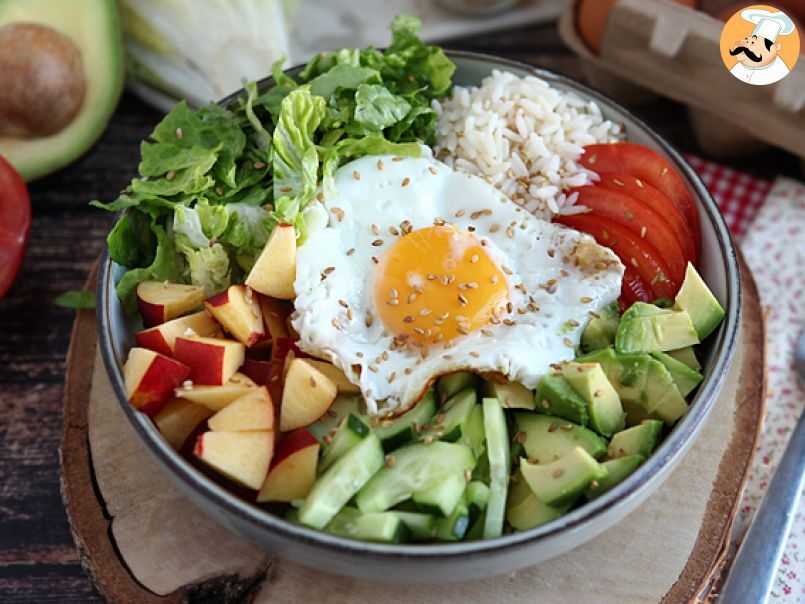 Buddha bowl vegetariano; l'insalata equilibrata perfetta per l'estate!