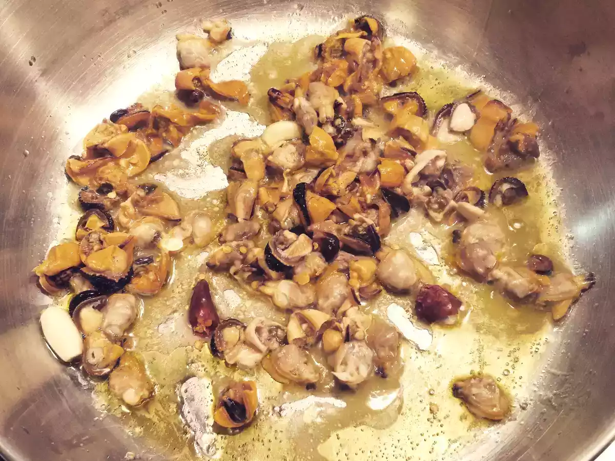 Caccavelle al sugo di Vongole e Cozze del Conero ( Moscioli ) - foto 6