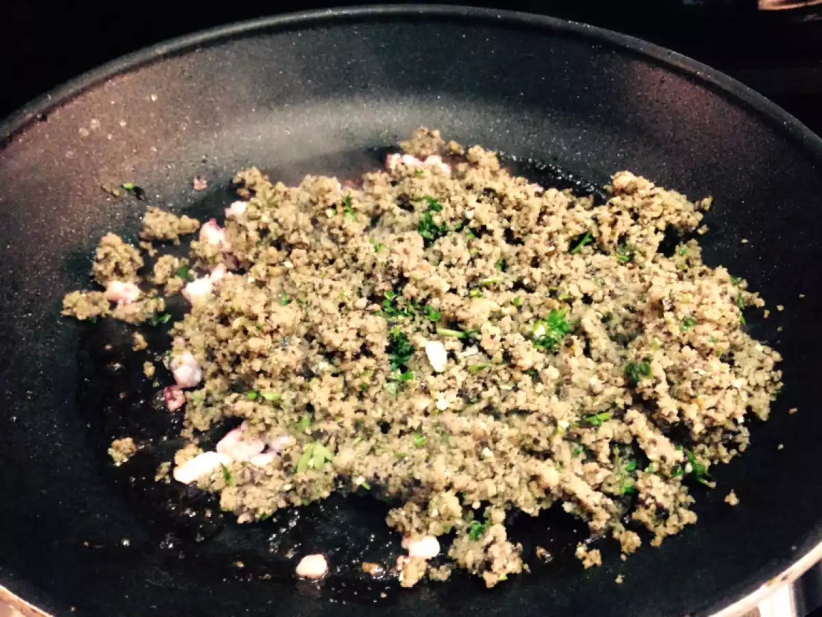 Calamari ripieni al forno con crostini di avocado e rucola - foto 5