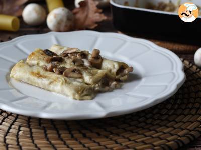 Cannelloni funghi e salsiccia