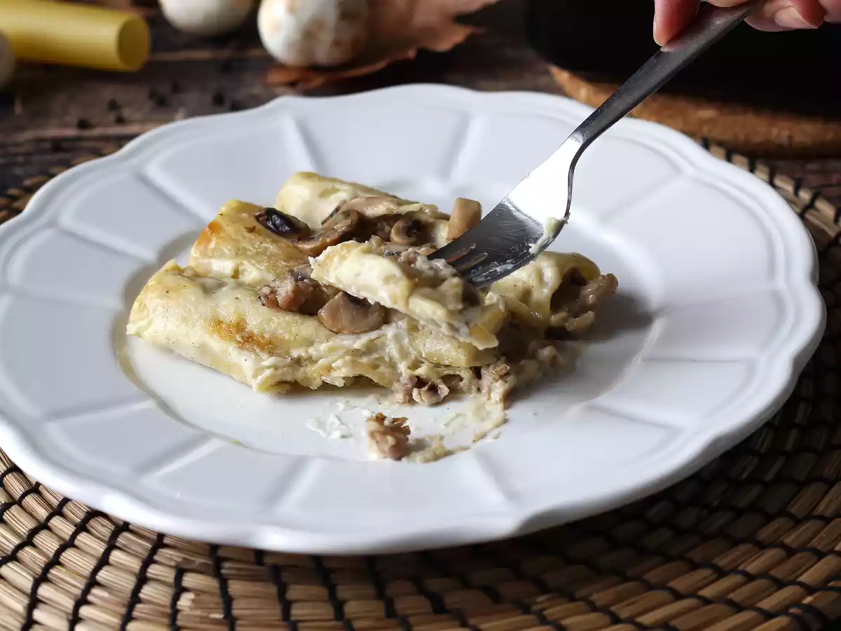 Cannelloni funghi e salsiccia: un primo piatto ricco e gustoso - foto 7