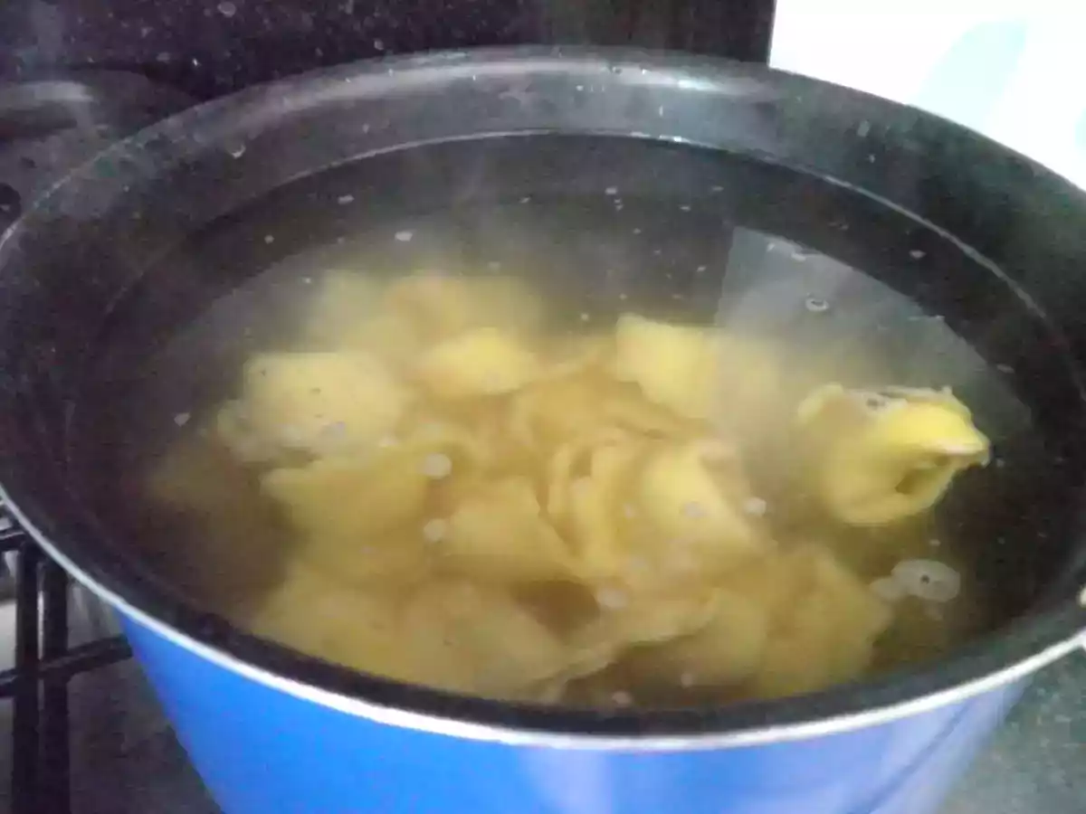 Cappelletti fatti in casa al Ragù di carne - foto 2