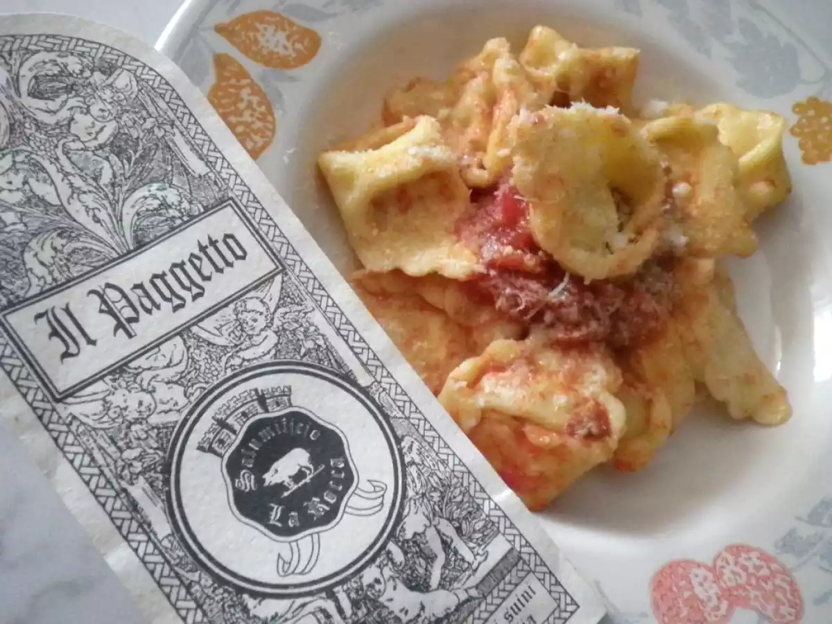 Cappelletti fatti in casa al Ragù di carne - foto 3