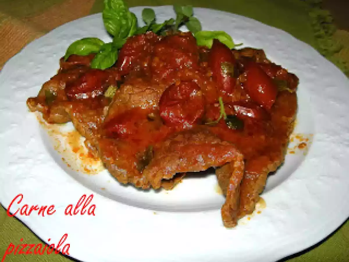 Carne e spaghetti alla pizzaiola - foto 4