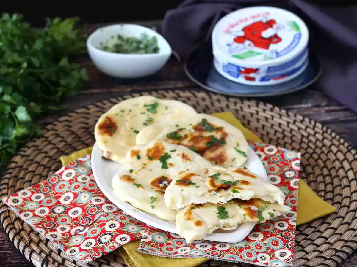 Cheese naan in padella - Ricetta veloce - foto 4