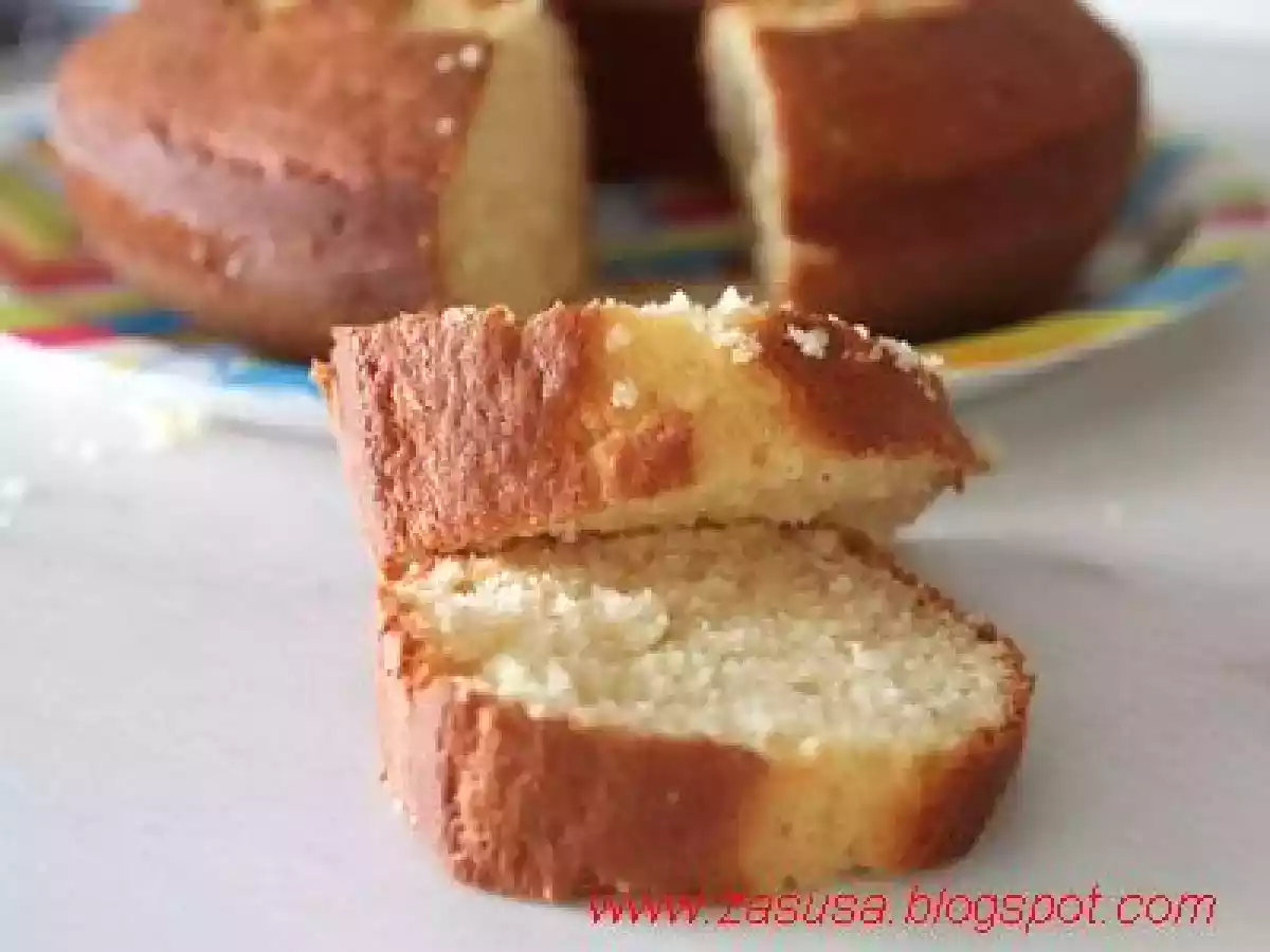 Ciambella ricotta e yogurt