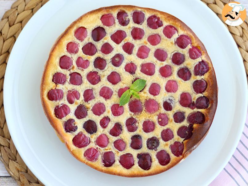 Clafoutis alle ciliegie, la ricetta francese da tenere sempre a portata di mano!