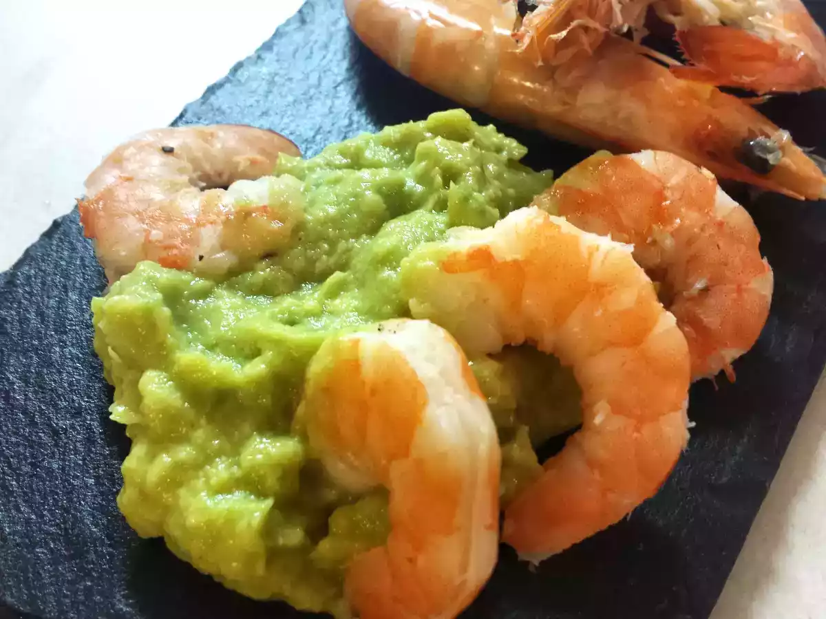 Cocktail di gamberi con salsa all'avocado - foto 5