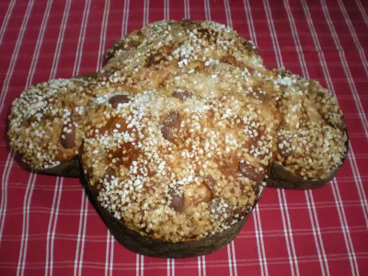Colomba pasquale con lievito madre delle sorelle Simili